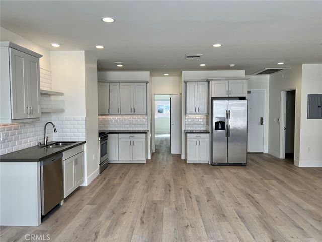 314 6th 507, Los Angeles, CA 90014