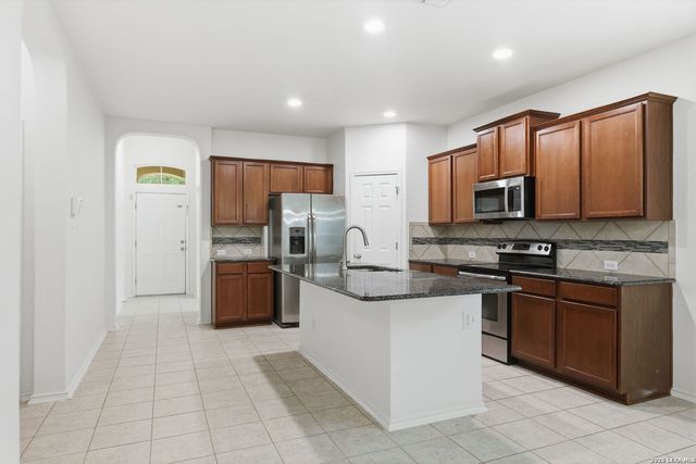 7020 CONROE ML, San Antonio, TX 78253