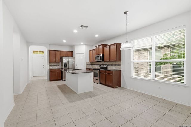 7020 CONROE ML, San Antonio, TX 78253