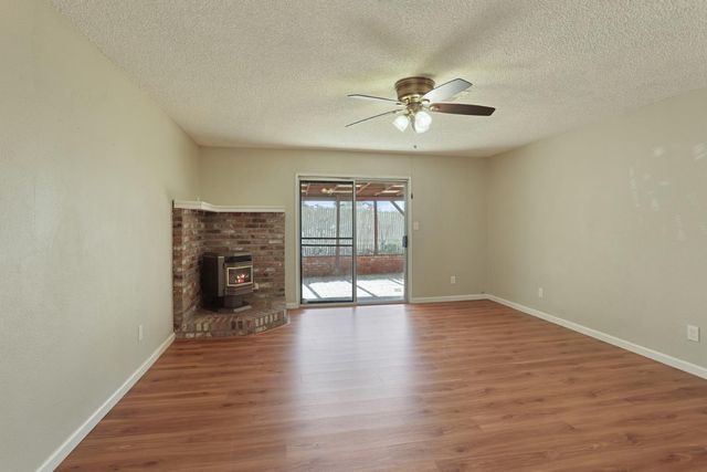 788 Mann Ct, Oakdale, CA 95361