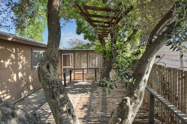 788 Mann Ct, Oakdale, CA 95361