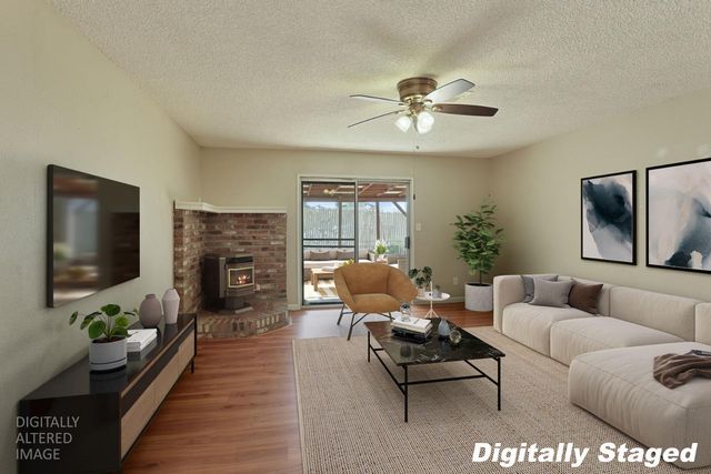 788 Mann Ct, Oakdale, CA 95361