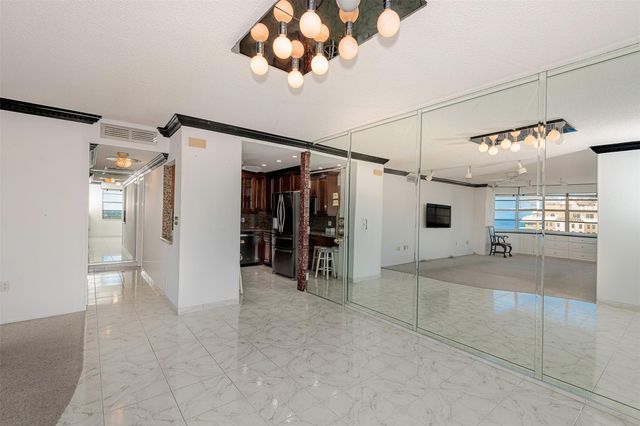 1950 S Ocean Dr 19F, Hallandale Beach, FL 33009