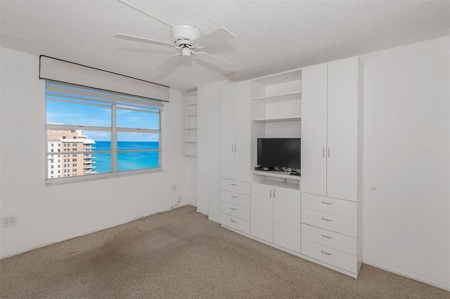 1950 S Ocean Dr 19F, Hallandale Beach, FL 33009