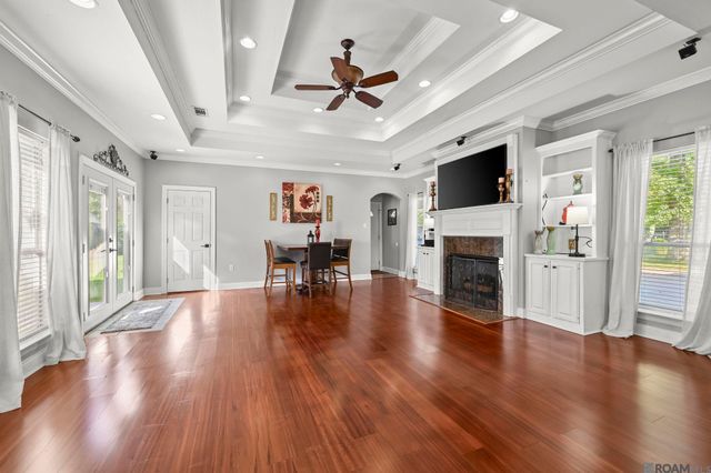 13705 Ector Dr, Baker, LA 70714