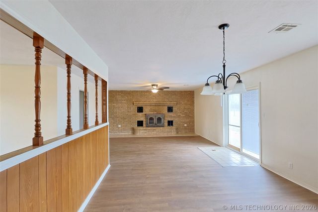 8256 US Hwy 64 Highway, Muskogee, OK 74403