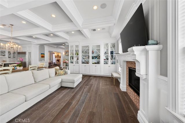 4533 Farmdale Avenue, North Hollywood, CA 91602
