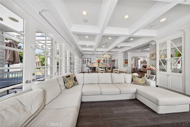 4533 Farmdale Avenue, North Hollywood, CA 91602