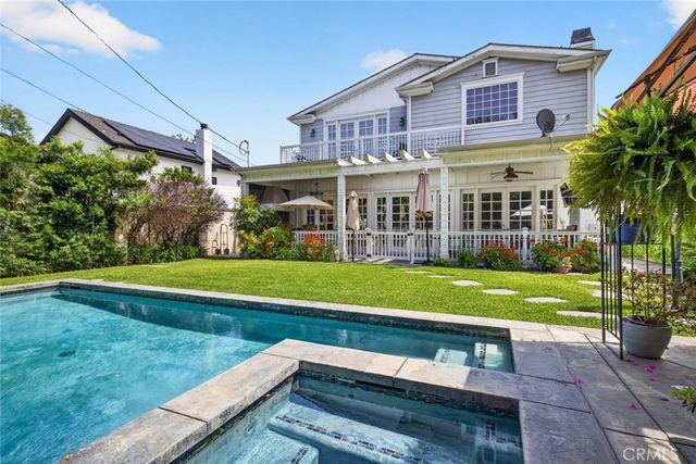 4533 Farmdale Avenue, North Hollywood, CA 91602