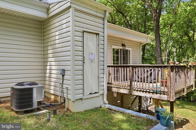 350 EVERGREEN LN, Bluemont, VA 20135
