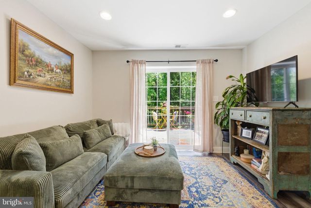 350 EVERGREEN LN, Bluemont, VA 20135