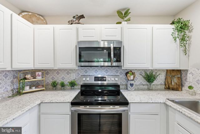 350 EVERGREEN LN, Bluemont, VA 20135
