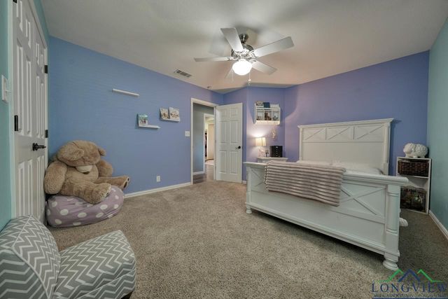 504 Lilly Ln, Bullard, TX 75757