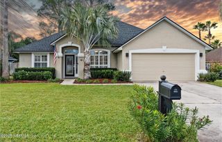 12082A BRANDON LAKE Drive, Jacksonville, FL 32258