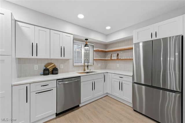 25970 Cambridge Drive, Bedford Heights, OH 44146