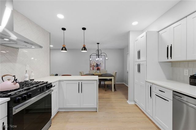 25970 Cambridge Drive, Bedford Heights, OH 44146