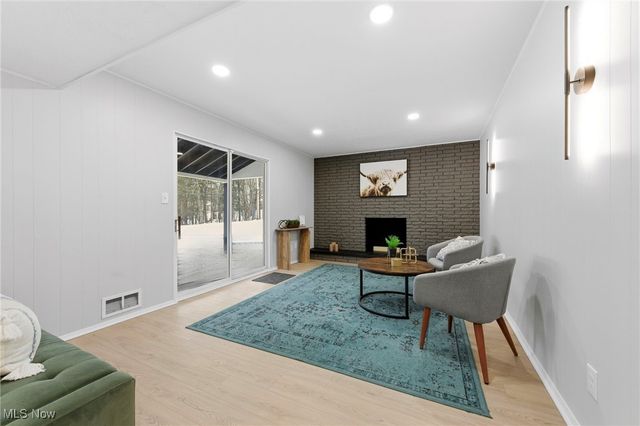 25970 Cambridge Drive, Bedford Heights, OH 44146