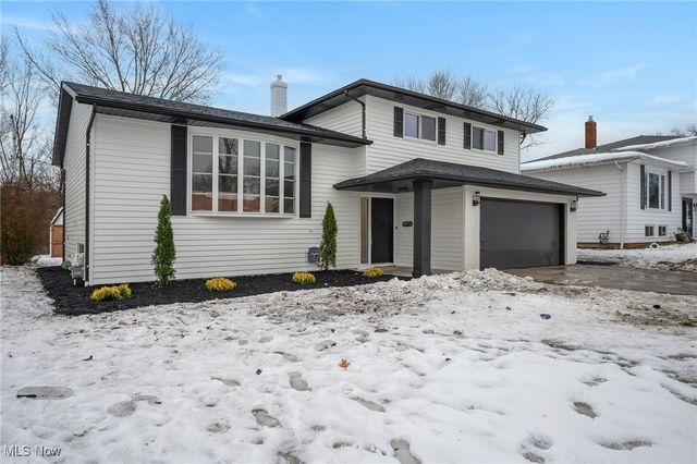 25970 Cambridge Drive, Bedford Heights, OH 44146