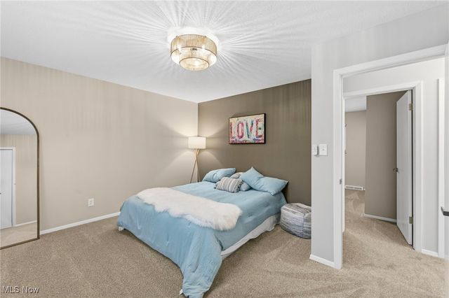 25970 Cambridge Drive, Bedford Heights, OH 44146