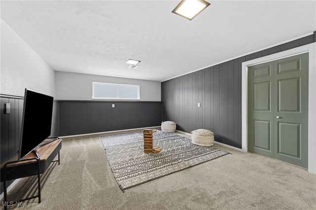 25970 Cambridge Drive, Bedford Heights, OH 44146