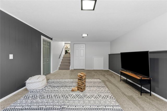 25970 Cambridge Drive, Bedford Heights, OH 44146