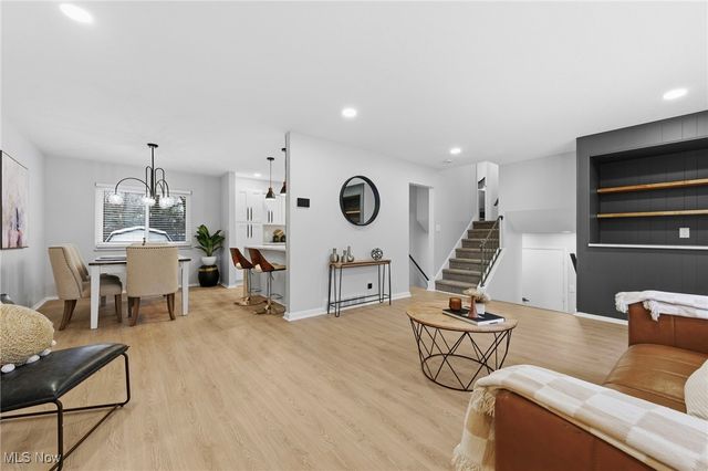 25970 Cambridge Drive, Bedford Heights, OH 44146