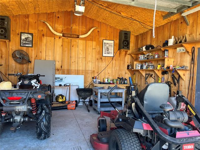 21210 HORSE RANCH RD, Mount Dora, FL 32757