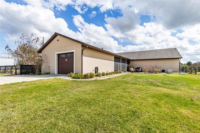 21210 HORSE RANCH RD, Mount Dora, FL 32757