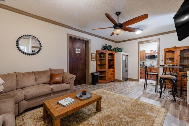 21210 HORSE RANCH RD, Mount Dora, FL 32757