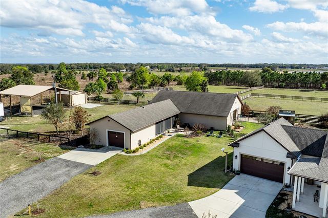 21210 HORSE RANCH RD, Mount Dora, FL 32757