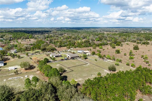 21210 HORSE RANCH RD, Mount Dora, FL 32757