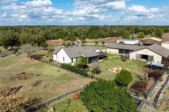 21210 HORSE RANCH RD, Mount Dora, FL 32757