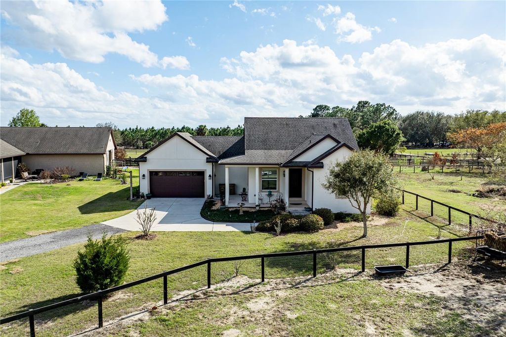 21210 HORSE RANCH RD, Mount Dora, FL 32757