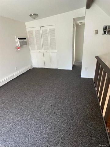 620 E Lincoln Avenue 9, Royal Oak, MI 48067