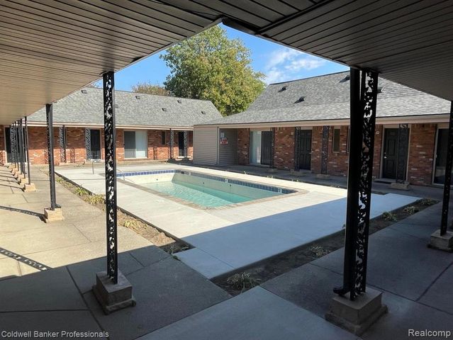 620 E Lincoln Avenue 9, Royal Oak, MI 48067