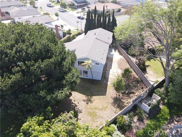 2565 Date Circle, Torrance, CA 90505