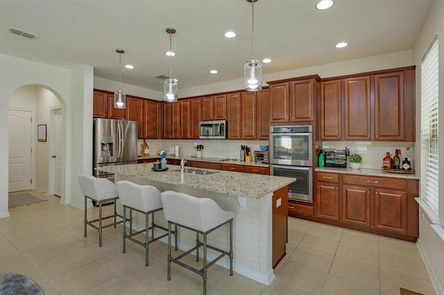1077 FOUNTAIN COIN LOOP, Orlando, FL 32828