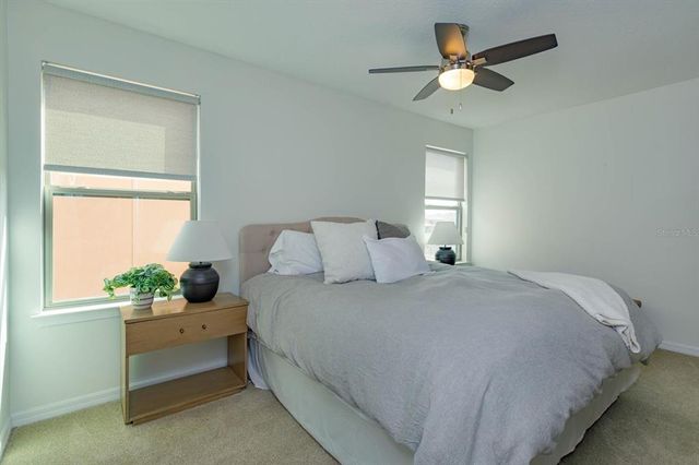 1077 FOUNTAIN COIN LOOP, Orlando, FL 32828