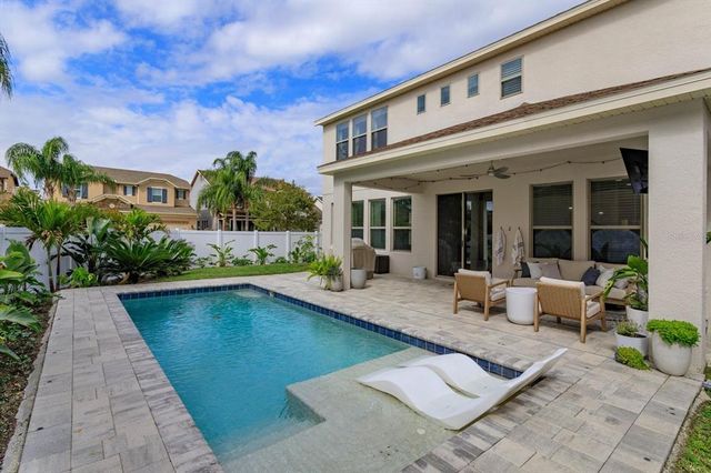 1077 FOUNTAIN COIN LOOP, Orlando, FL 32828