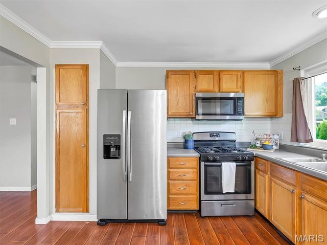 1523 Shadow Lane, St Charles, MO 63303