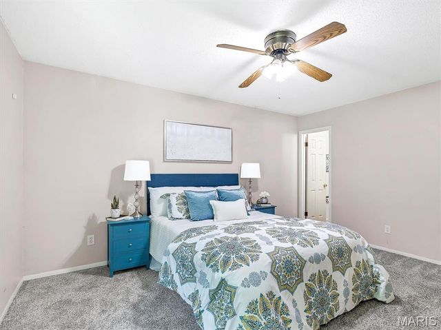 1523 Shadow Lane, St Charles, MO 63303