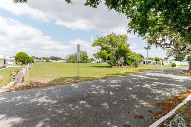 5407 DEAN DAIRY RD, Zephyrhills, FL 33541