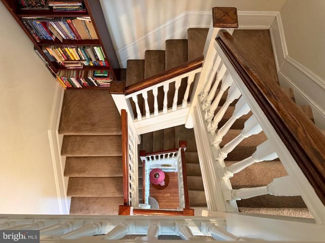 221 SUMMIT AVE, Jenkintown, PA 19046