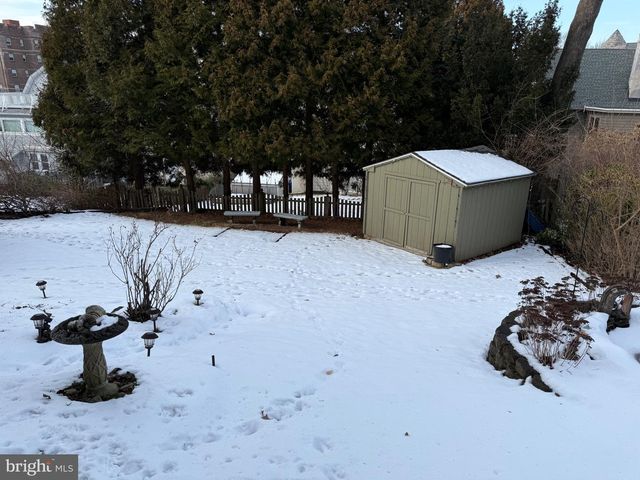 221 SUMMIT AVE, Jenkintown, PA 19046