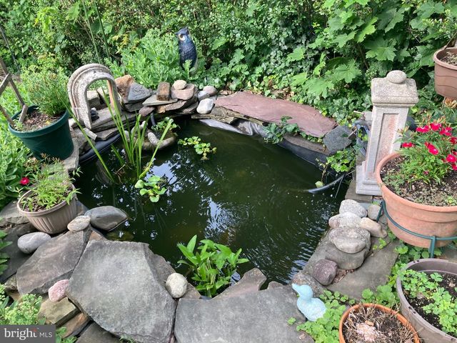 221 SUMMIT AVE, Jenkintown, PA 19046