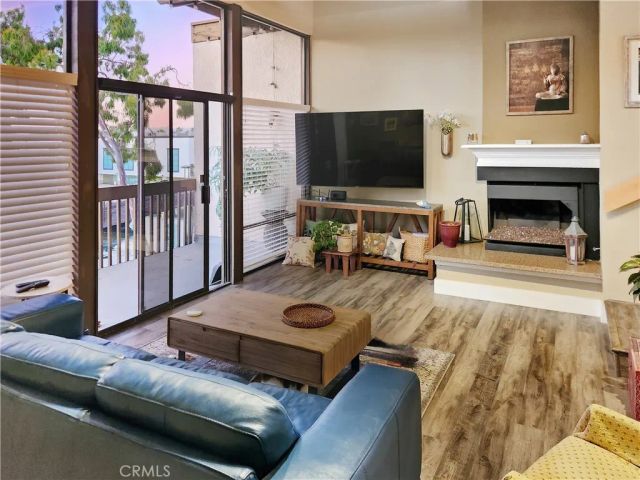 8321 Marina Pacifica North, Long Beach, CA 90803