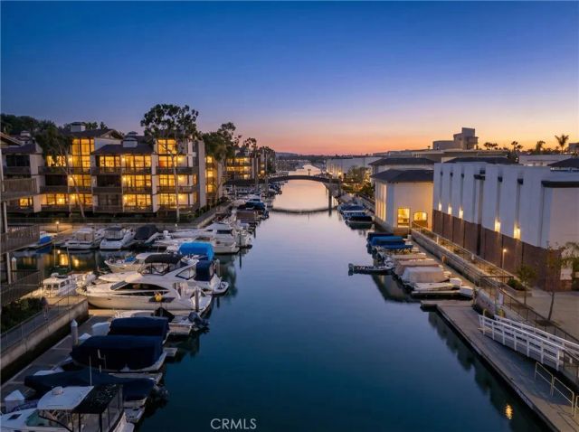 8321 Marina Pacifica North, Long Beach, CA 90803