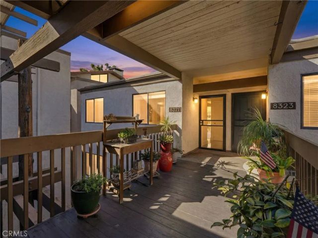 8321 Marina Pacifica North, Long Beach, CA 90803