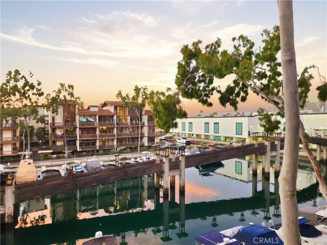 8321 Marina Pacifica North, Long Beach, CA 90803