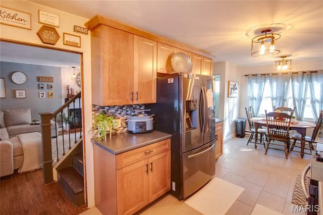 1011 Danforth Street, Alton, IL 62002